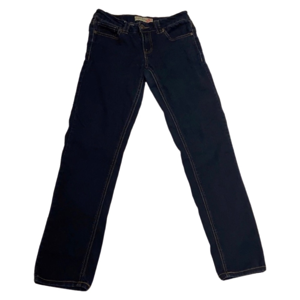 Paris Blues Dark Denim. Size: 5. Stretchy & comfortable pair of jeans.